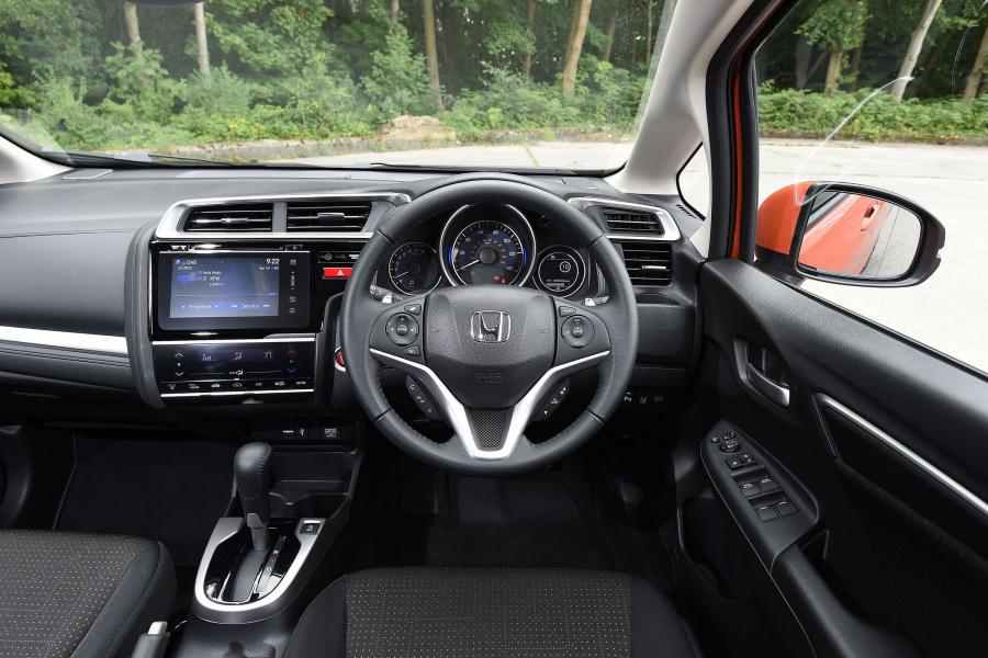  Honda Jazz 2015 года  (UK) (фото 2 из 19)